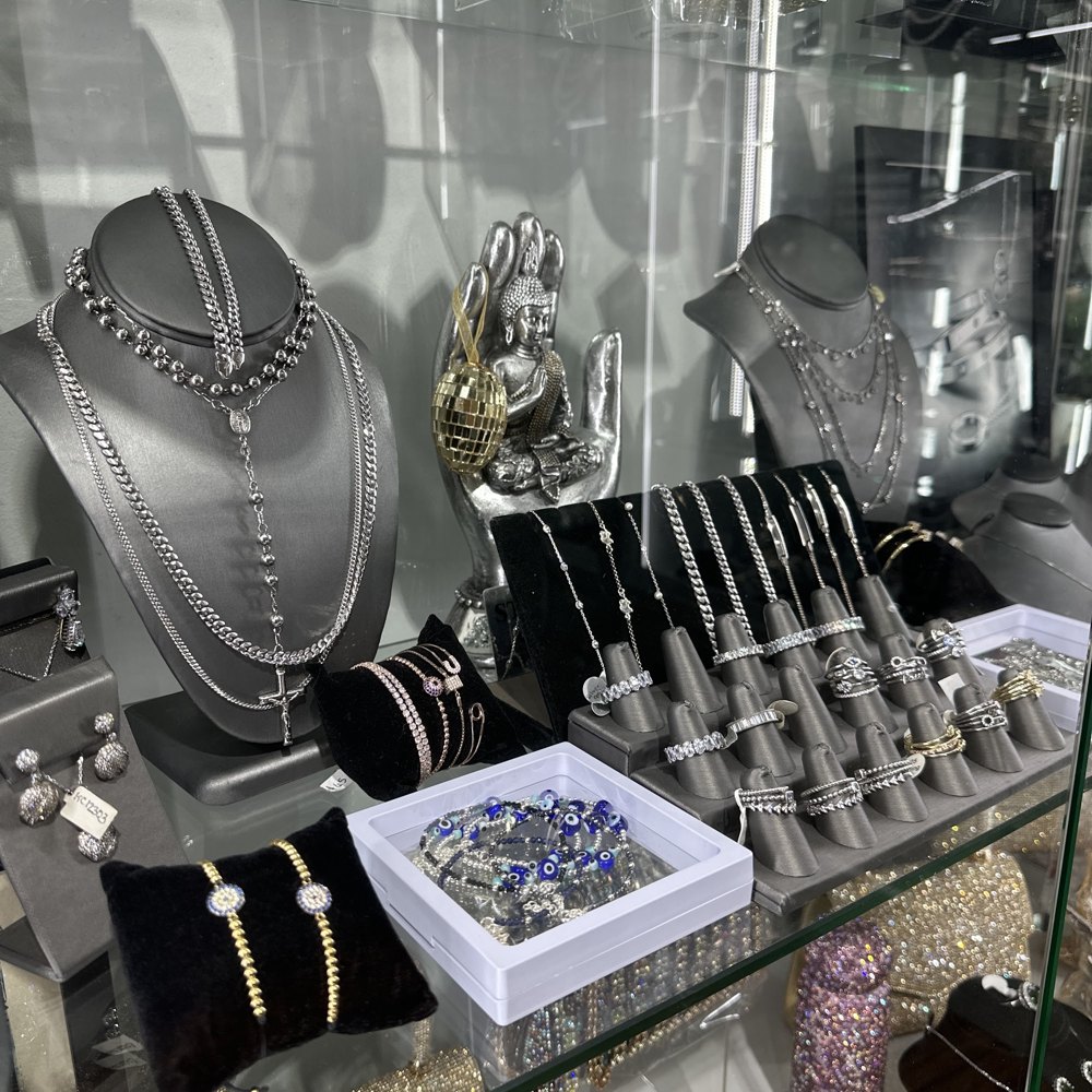 Italian Collection Jewelry business photo
