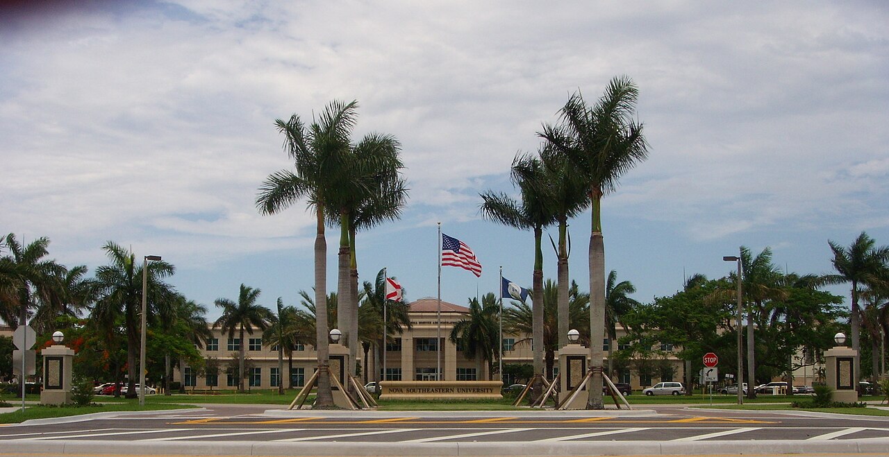 NSU Main entrance, Nova Southeastern University